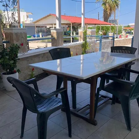 Apartamento Chrysanthi's Faliraki